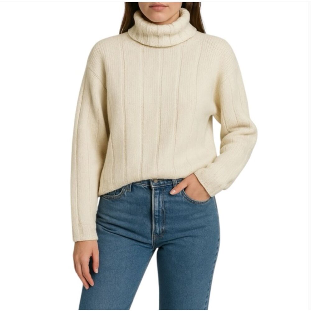 Vintage Ralph Lauren 100% Wool Cable Knit Turtleneck Sweater Ivory Cream Size S